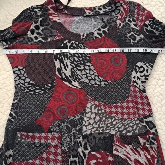 Clientele Tunic Top - Picture 6 of 7